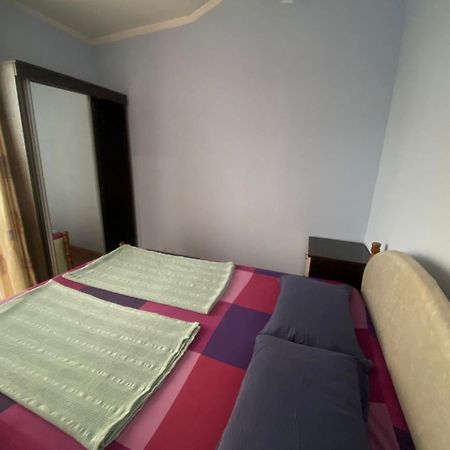 Apartment On Luka Asatiani 2 Μπατούμι Εξωτερικό φωτογραφία