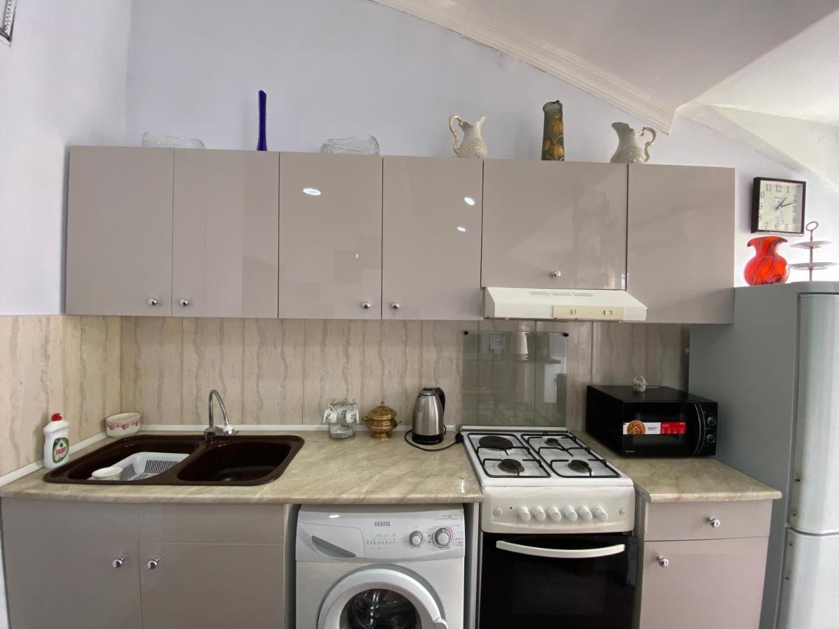 Apartment On Luka Asatiani 2 Μπατούμι Εξωτερικό φωτογραφία