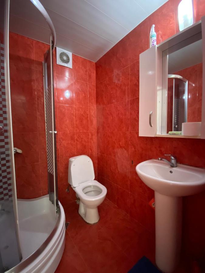 Apartment On Luka Asatiani 2 Μπατούμι Εξωτερικό φωτογραφία