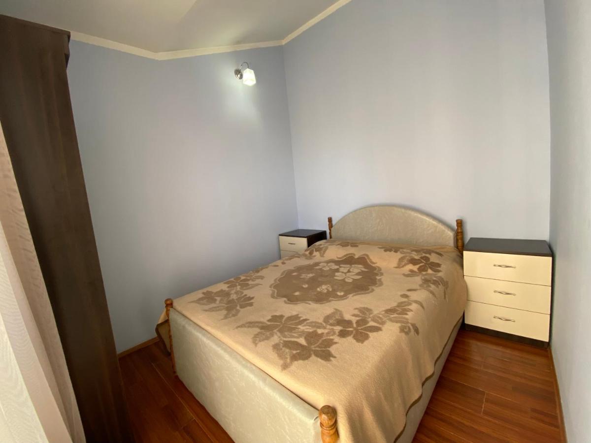 Apartment On Luka Asatiani 2 Μπατούμι Εξωτερικό φωτογραφία