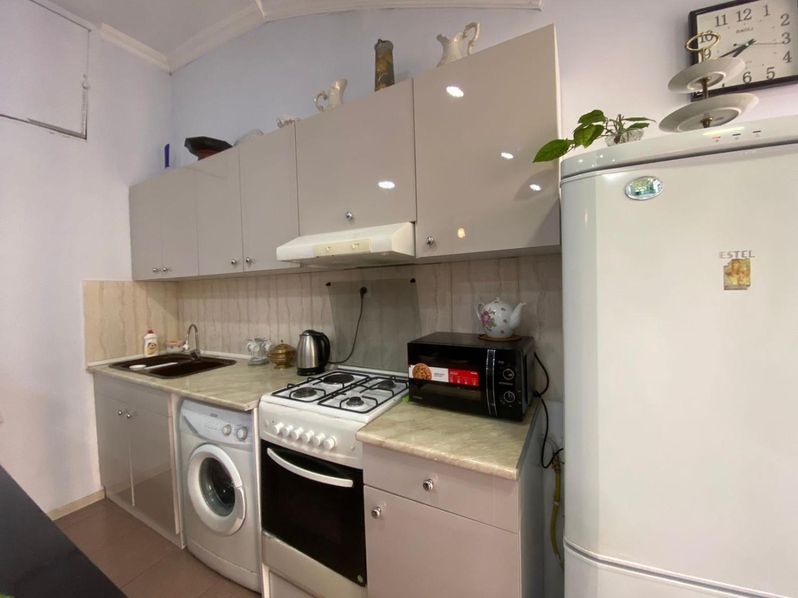 Apartment On Luka Asatiani 2 Μπατούμι Εξωτερικό φωτογραφία